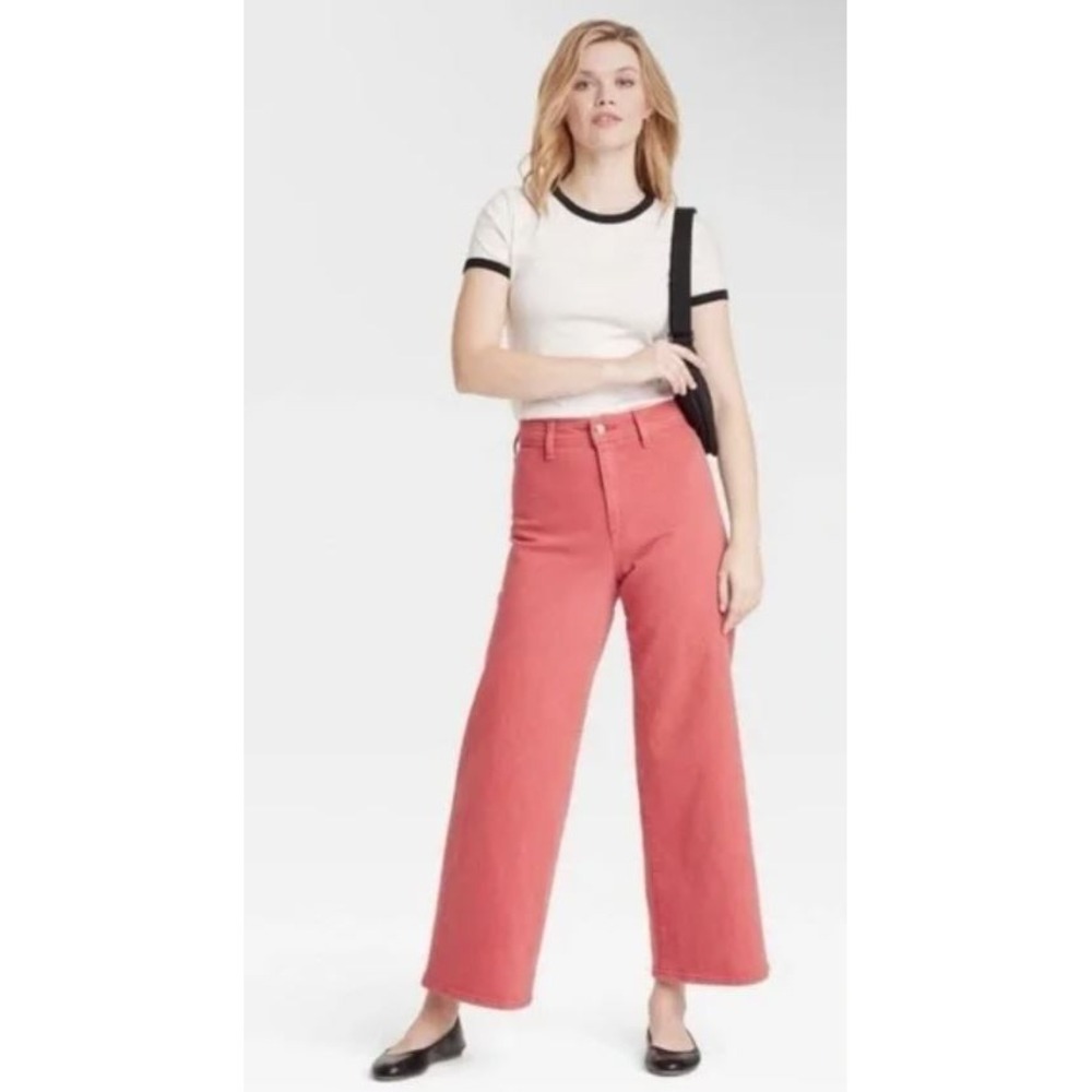 Universal Thread Women's High Rise Sailor Wide Leg Ankle Jeans in Lt. Red Size 6